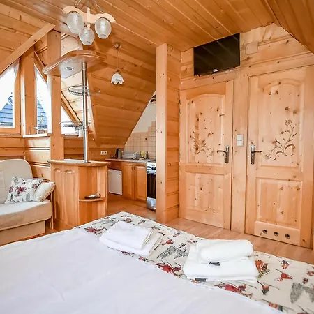 U Kurosa Jacuzzi & Sauna Suche Apartment *